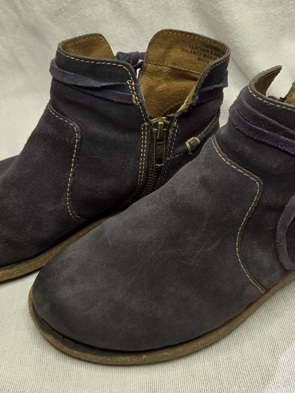 Born Wynter Comfort 7.5 Shoes Blue Suede Leather Ankle Bootie Side Zip Moccasins